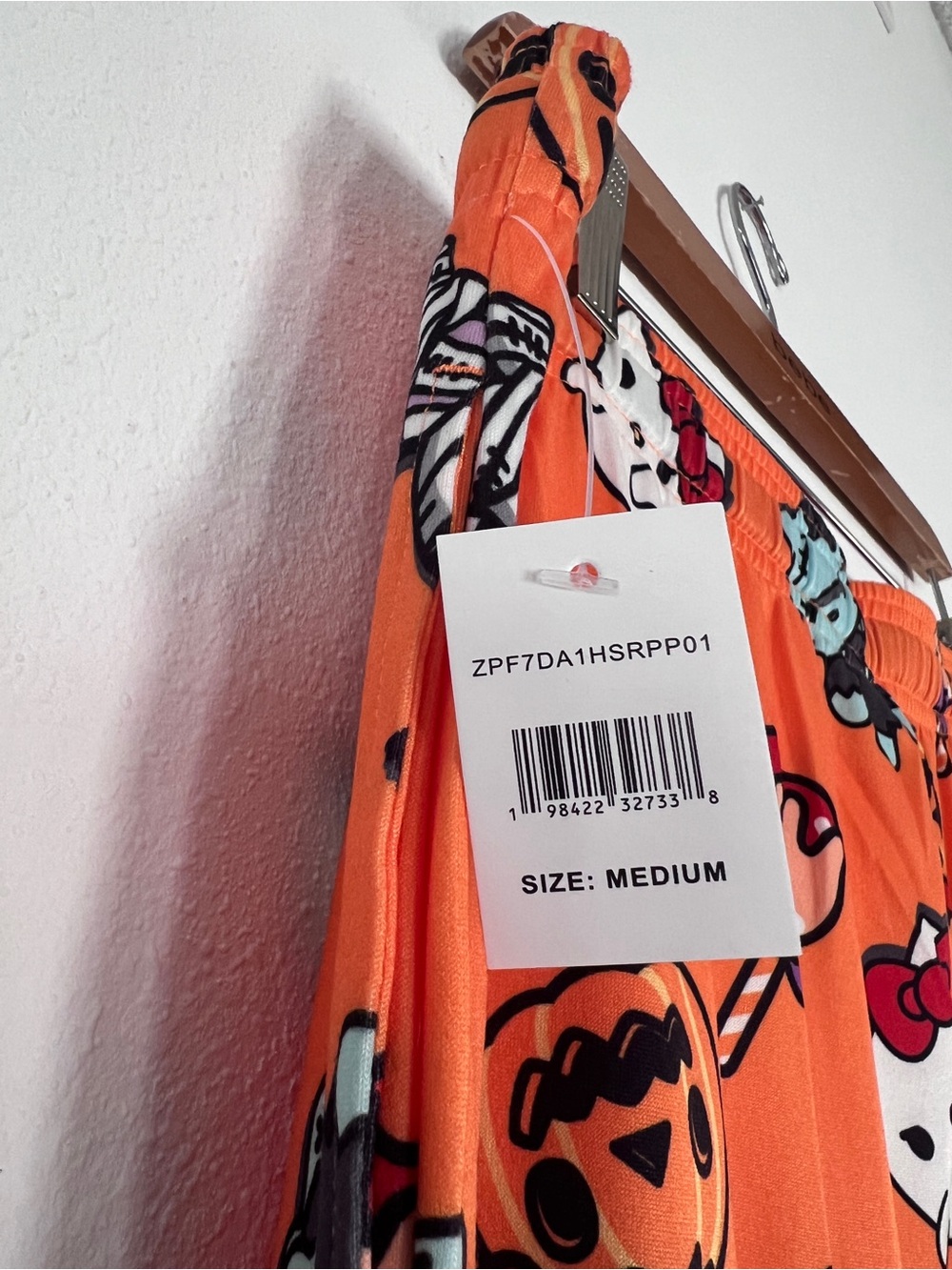 Halloween Hello Kitty Pajama Pants w/ pockets • Size Medium • NWT - Picture 5 of 9